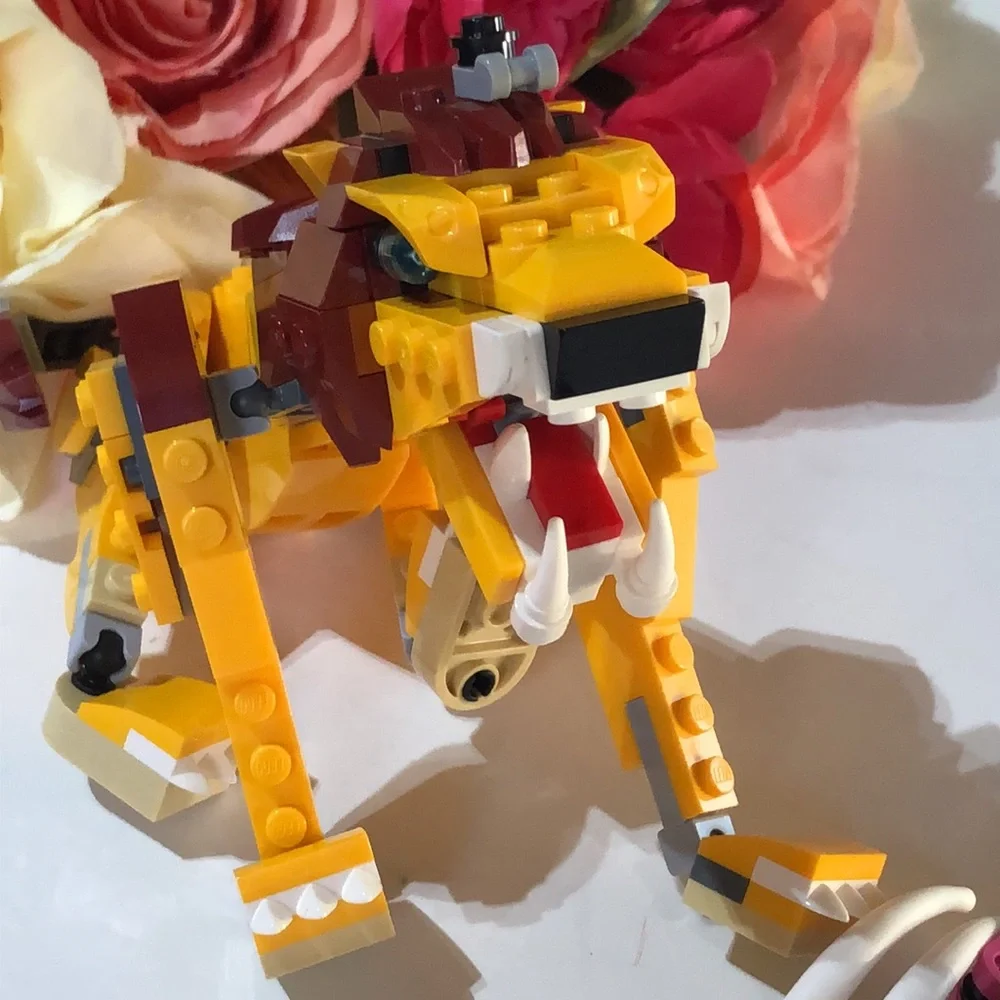 LEGO 31112 Creator Wild Lion 3 In 1 Building Toy 224 Pieces LEGO Lion 🦁
